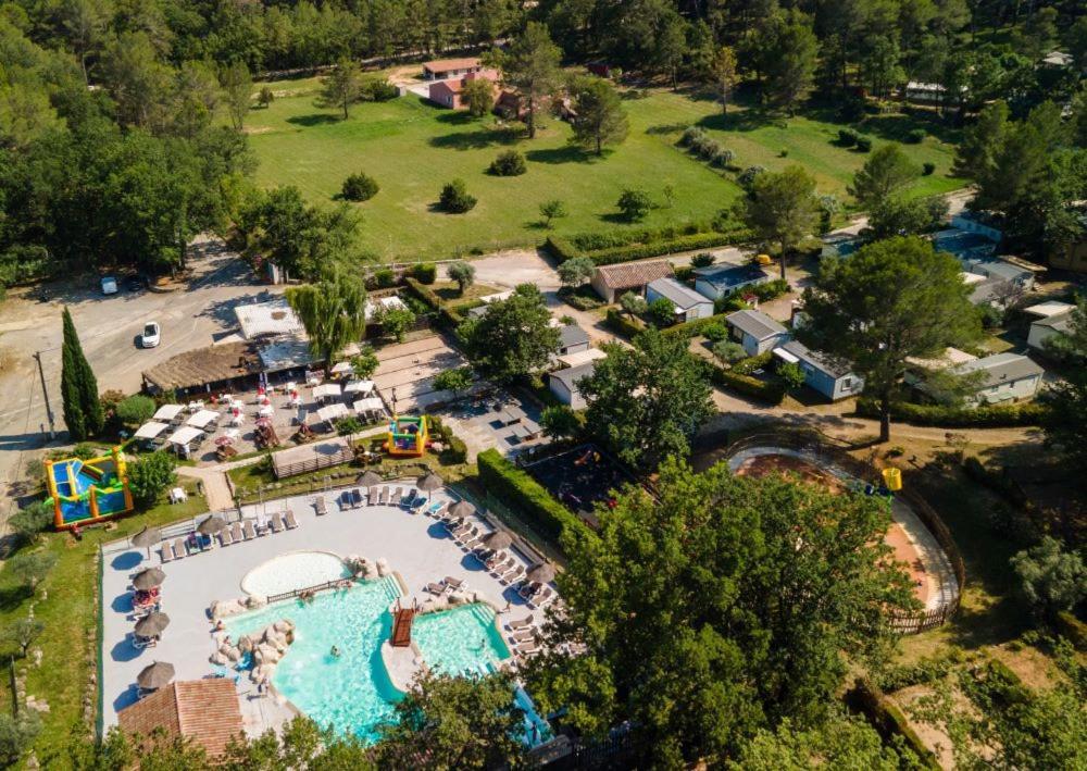 Camping Domaine Villa Verde Callas Eksteriør bilde